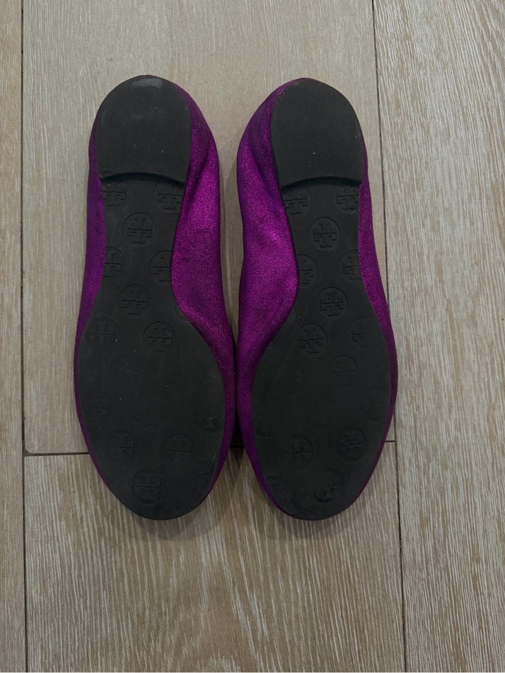 Tory Burch Metallic Plum Logo Ballet Flats - Picture 3 of 3
